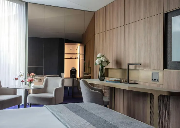 Hotel Anantara The Marker Dublin- A Leading Of The World 5*